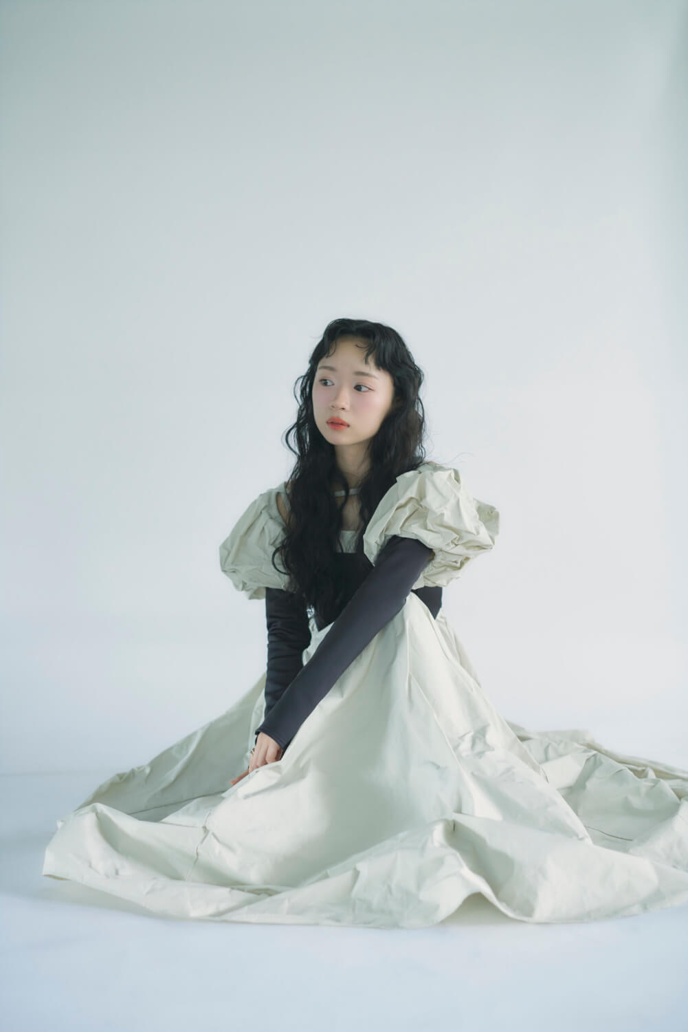 モデル 竹本 鈴