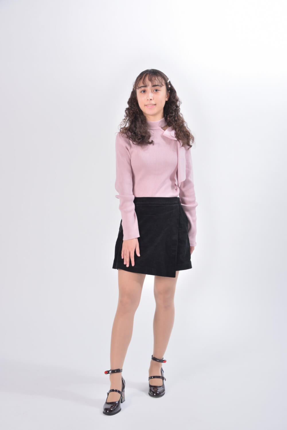 モデル 山本 シモナ