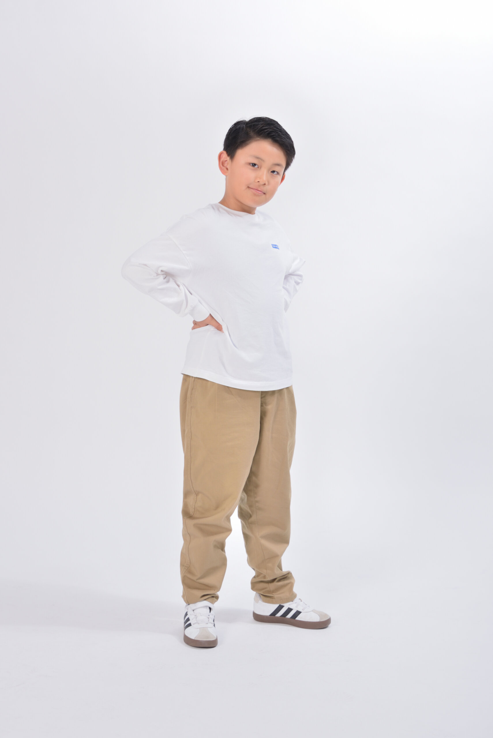 モデル 吉田 一葵