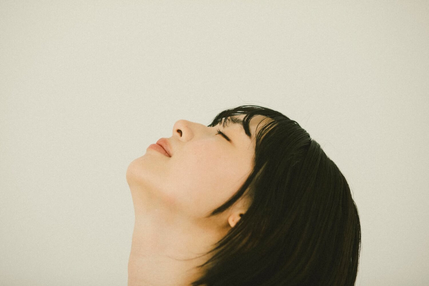 モデル 音世　鈴