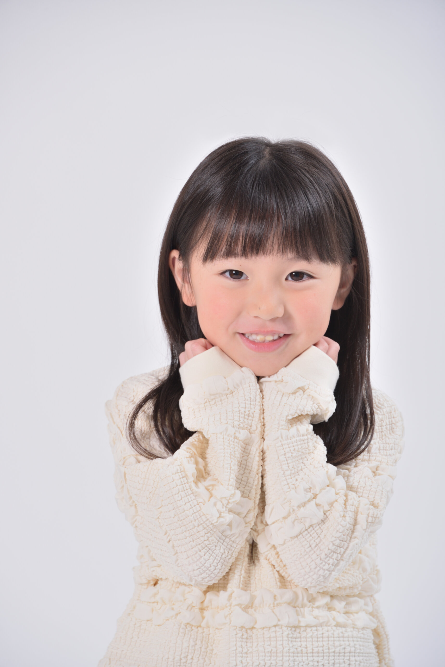 モデル 三宅　莉瑚